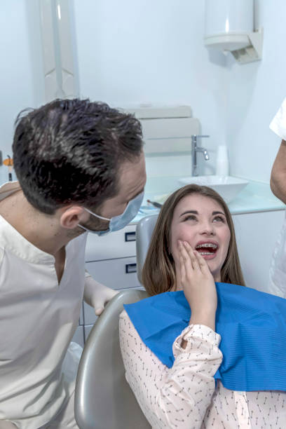 Best Emergency Denture Repair in Sullivan Gardens, TN